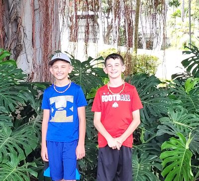 Island Bros